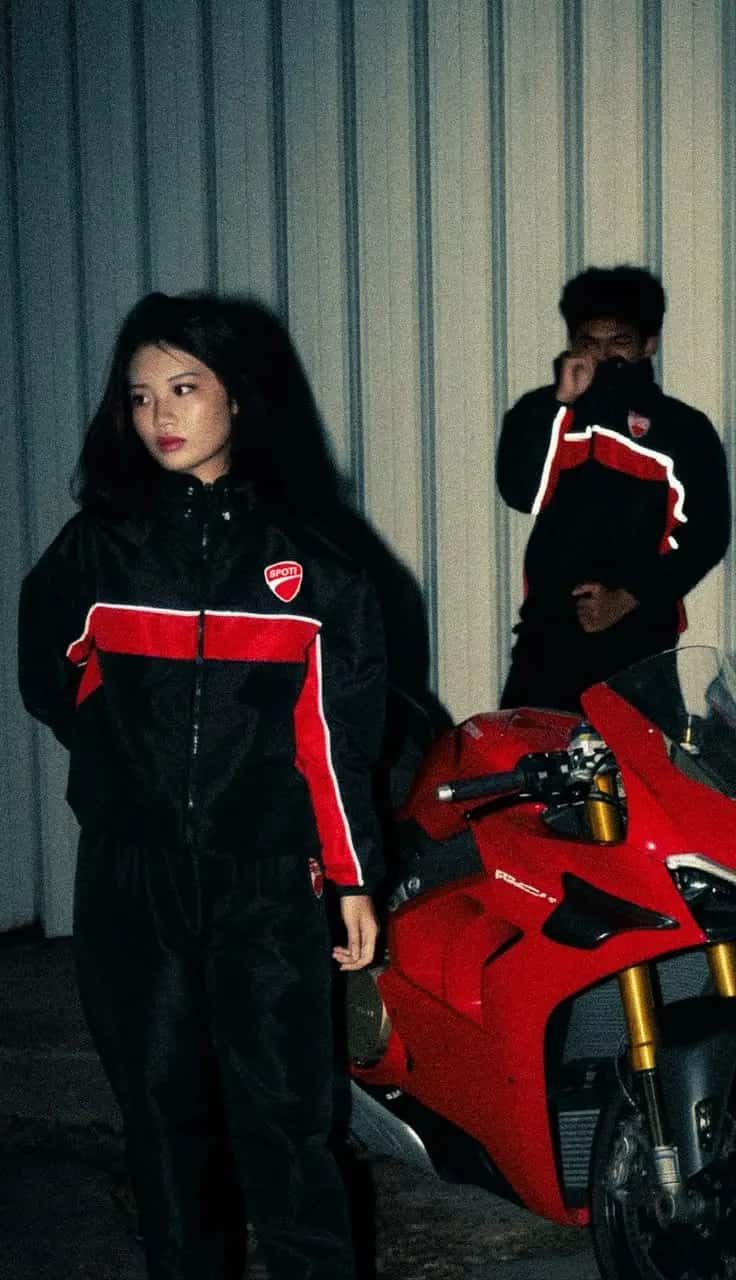 TRACK V4 — foto 2